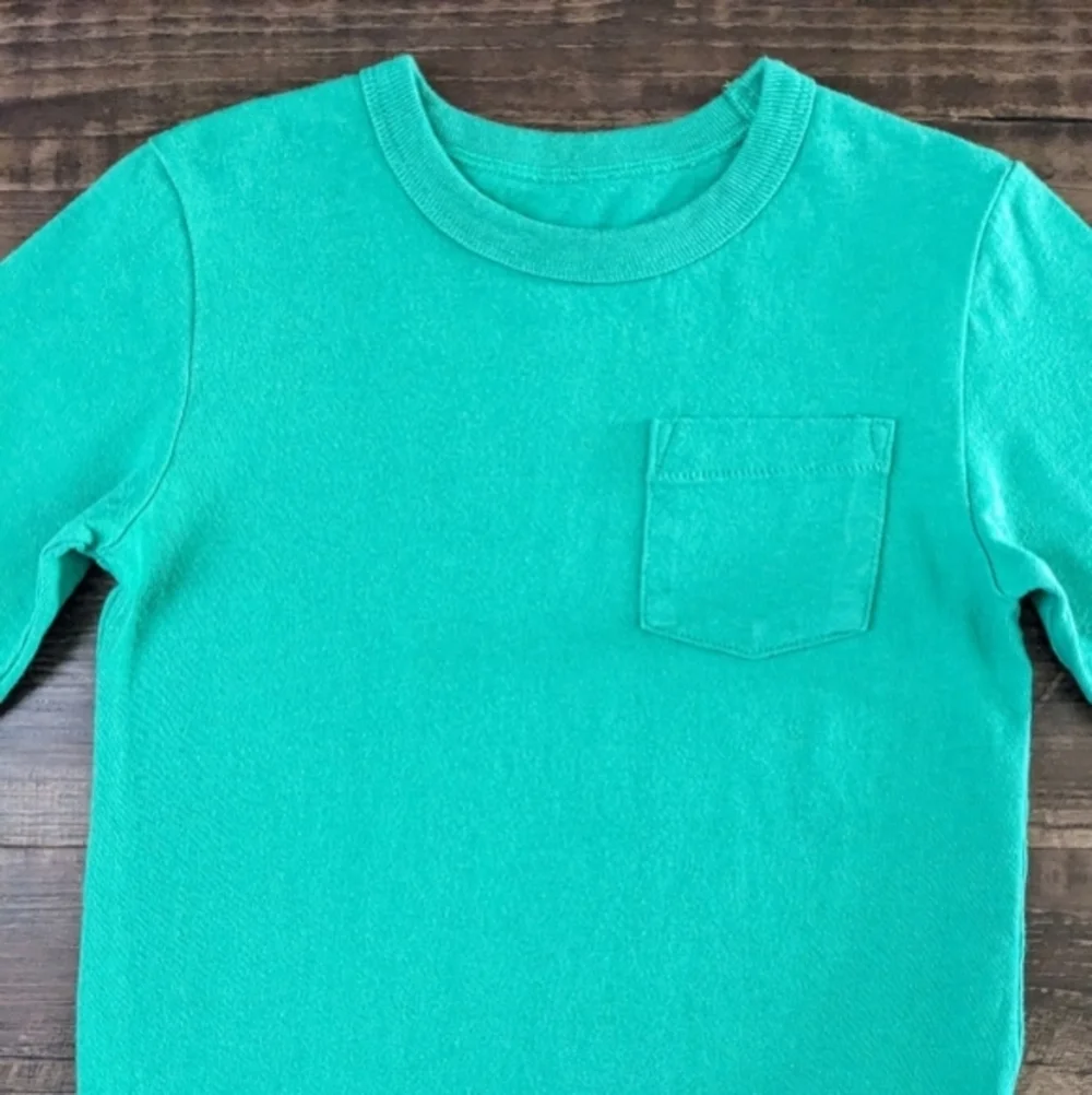GAP tee shirt
